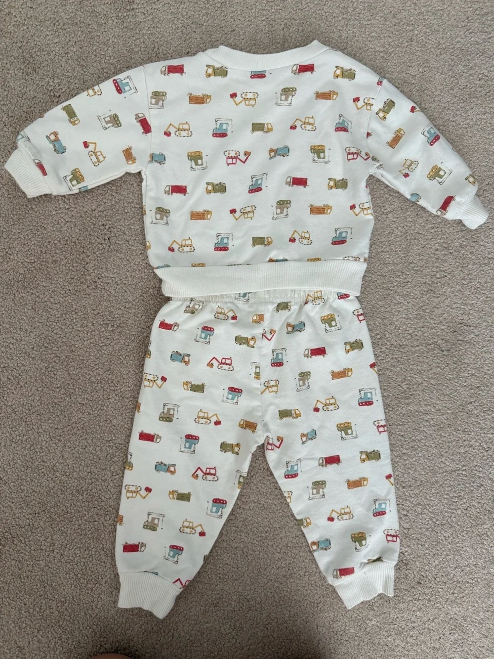 Chickpea cars construction sweat set – size 6 to 9 months